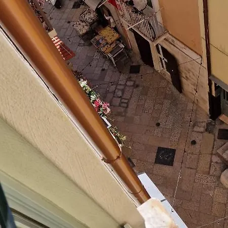 Torre Arcobasso דירה *